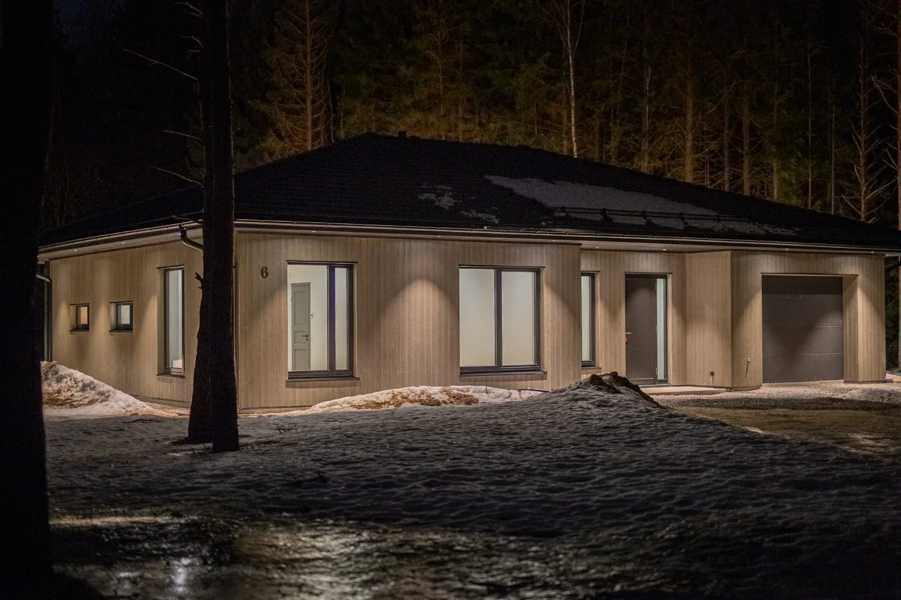 Valmis müügimaja välisvaade